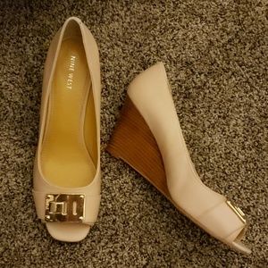 Nine West NOPROMOTION Sz10M Tan Wedge Heels